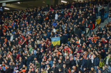 Lviv, Ukrayna - Nis 28: Yarı finaller Ue sırasında eylem Fanlar