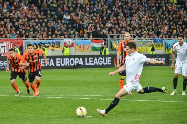 Semi final UEFA Europa League pertandingan antara Shakhtar vs FC Sevilla — Stok Foto