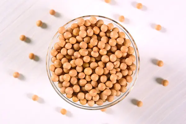 Raw soy grains — Stock Photo, Image