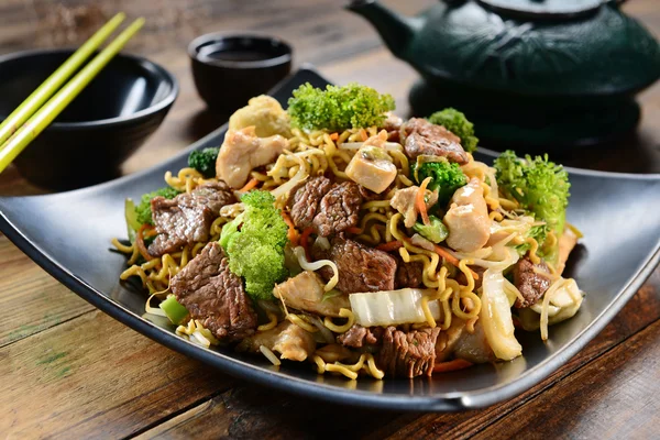 Yakisoba — Fotografia de Stock