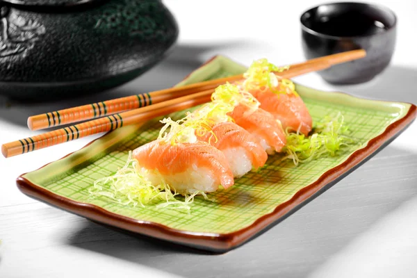 Lax nigiri sushi — Stockfoto
