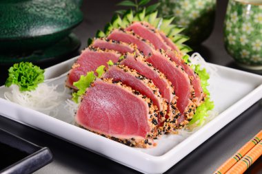 ton balıklı sashimi