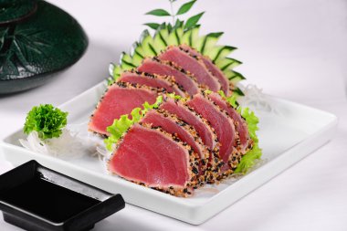 ton balıklı sashimi