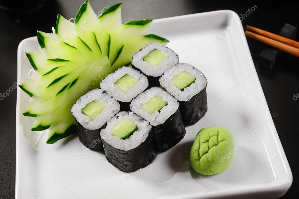 sushi vegano
