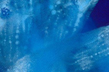 El çizimi koyu mavi ve beyaz suluboya dokusu