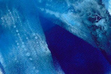 Soyut el mavi suluboya fırça darbeleri çizdi