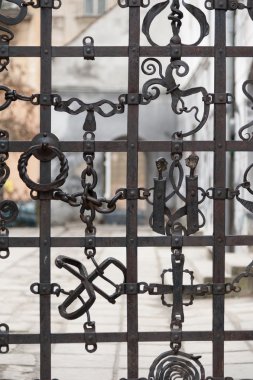 Iron gate