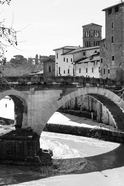 Isola Tiberina, Rome — Stock Photo, Image