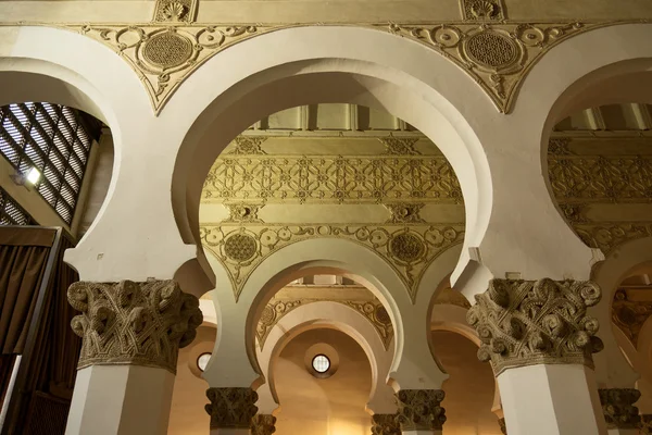 Spanish synagogue interior — Stock Photo, Image