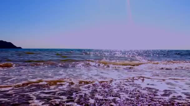 Zeegolven Zwarte Zee Zonnige Herfstdag Vooraanzicht — Stockvideo