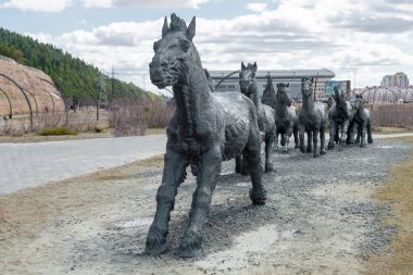 At heykeli. Hunty-Mansiysk şehri, Rusya - 3 Mayıs 2021