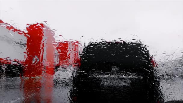 Gota Lluvia Sobre Vidrio Del Coche Supermercado Transporte Aparcamiento — Vídeos de Stock