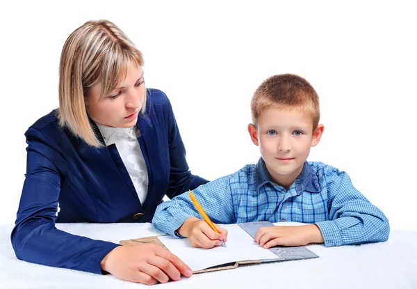 Moeder leert het kind — Stockfoto