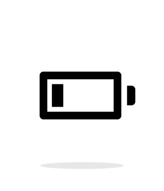 Küçük şarj pil basit simgesi beyaz arka plan üzerinde.