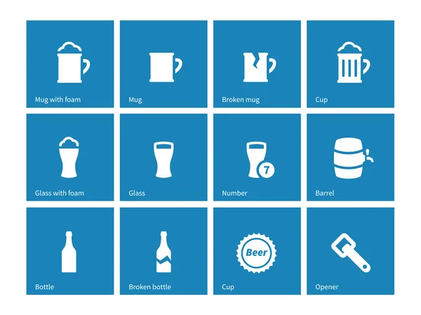 Bier en alcohol glazen pictogrammen op blauwe achtergrond. — Stockvector