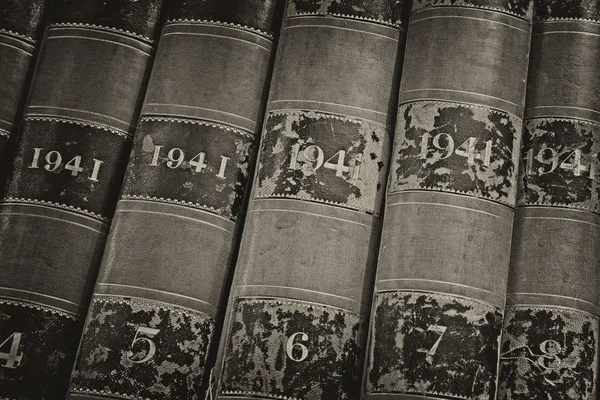 Old volume of library books — Stock Photo, Image