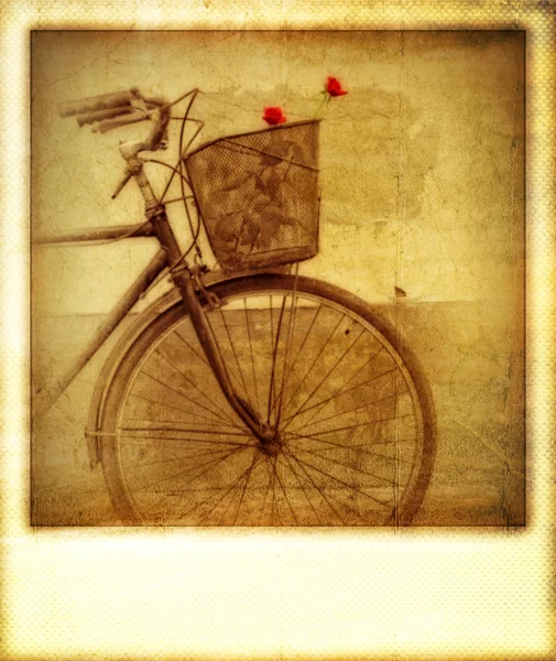 Old vintage effect instant photo of bicycle — Stock Photo, Image