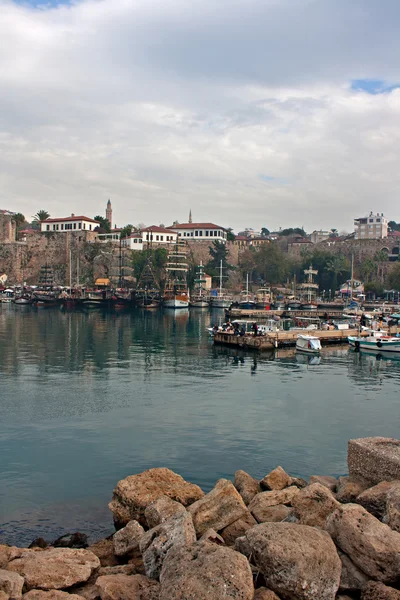Kaleiçi, Antalya eski kasaba liman görünümünü. — Stok fotoğraf