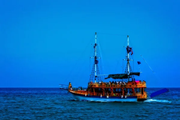 Bir Türk gulet cruise teknenin dijital olarak dönüştürülmüş bir resim — Stok fotoğraf