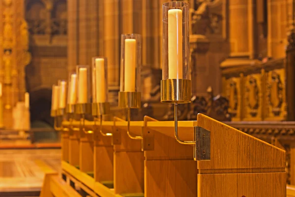 Candles inside Liverpool Anglican Cathedral — Stock Photo, Image