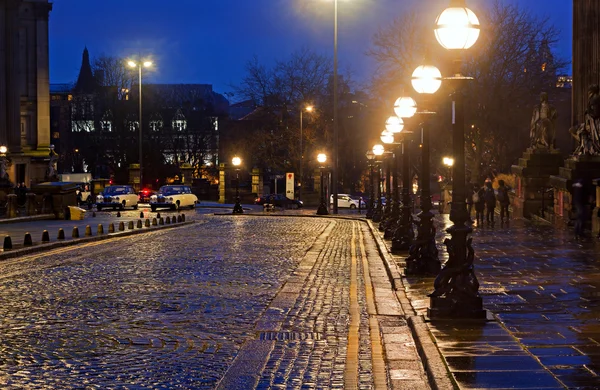 Wiktoriańskiej ulicy światła w William Brown St Liverpool — Zdjęcie stockowe