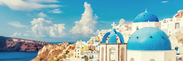 Tre domäner kyrka utsikt över Santorini Oia Grekland — Stockfoto