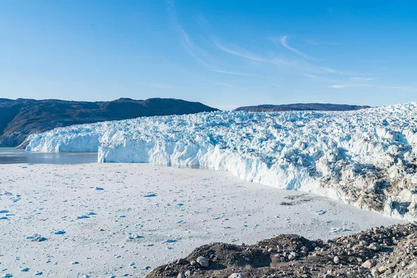 Lodowiec Grenlandzki przed lodowcem Eqi w zachodniej Grenlandii aka Lodowiec Ilulissat — Zdjęcie stockowe