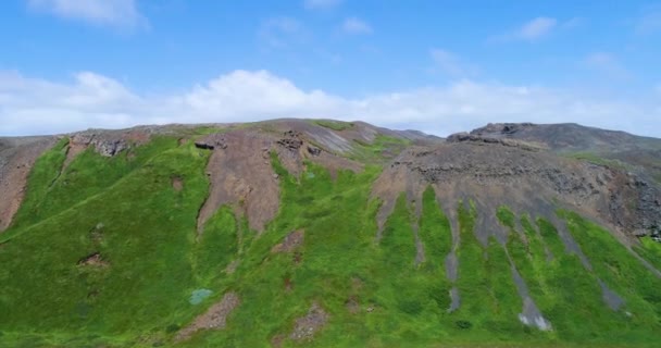 Vídeo aéreo de drones del paisaje natural de Islandia — Vídeos de Stock