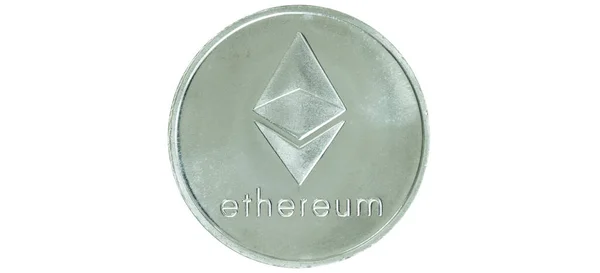 Ethereum cryptocurrency απομονώνονται σε λευκό φόντο - φωτογραφία του Ethereum crypto νόμισμα φυσικό ασημένιο νόμισμα. Σύμβολο εικονίδιο του νομίσματος crypto — Φωτογραφία Αρχείου