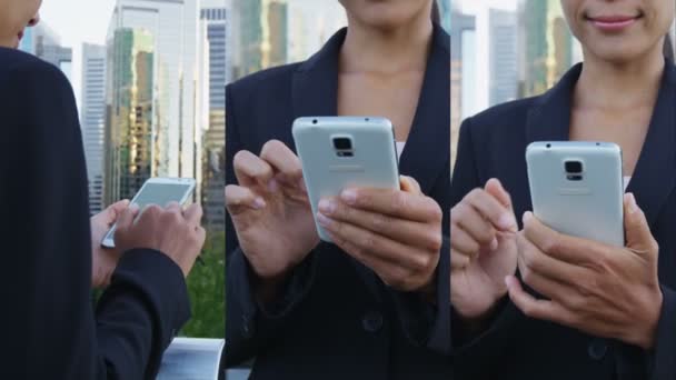 Teléfono - Mujer de negocios utilizando sms teléfono de mensajes de texto utilizando la aplicación en el teléfono inteligente — Vídeos de Stock