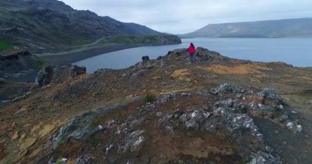 Island drone letecké video úžasné pobřeží na poloostrově Reykjanes — Stock video