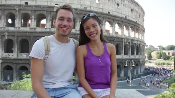 Couple pouces levés par Colisée — Video