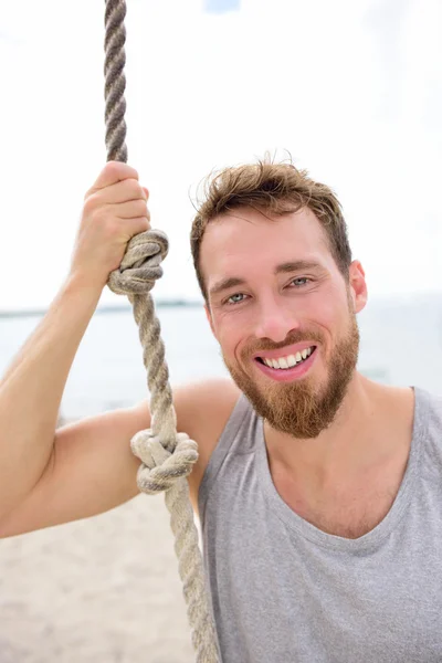 Hombre sano con cuerda —  Fotos de Stock