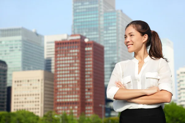 Retrato de mulher de negócios em Tóquio . — Fotografia de Stock