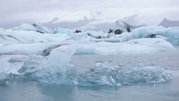 Laguna de Jokulsarlon lago glacial — Vídeos de Stock