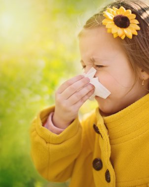 Anti ile küçük kız