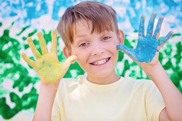 Concetto di bambino creativo — Foto Stock