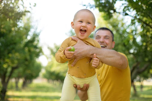 Family Concept Father Two Kids Having Fun Outdoors — Stok fotoğraf