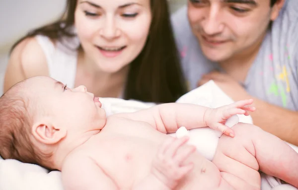 Conceito de família feliz — Fotografia de Stock