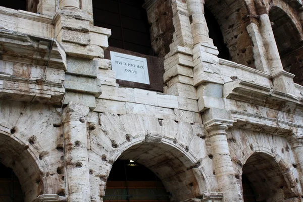 Coliseum (Colloseum) in Roma — Stock Photo, Image
