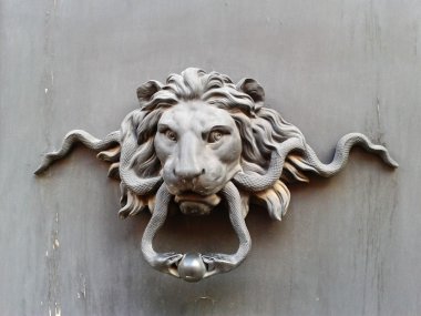 Ajur kapı kolu