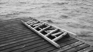 Okyanus İskele Merdiven siyah ve beyaz