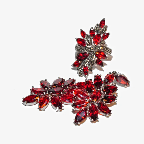 Red earrings with precious stones — Stock Photo, Image