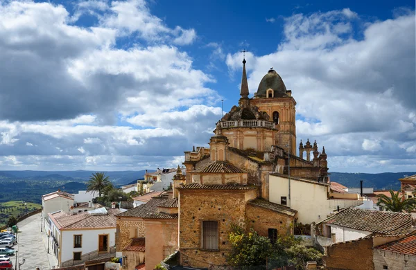 Kyrkan av Jerez de los Caballeros, Spanien — Stockfoto