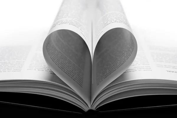 Libro amorevole con pagine di cuore — Foto Stock