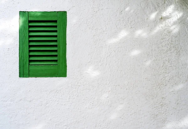 Small Green Window Rustic White House Wall — Stock Photo, Image