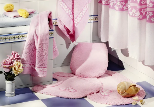 Pink bathroom — Stock Photo, Image