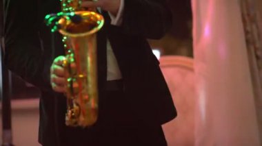 Saksafon klasik müzik enstrümanı saksofoncu alto saksafon ile