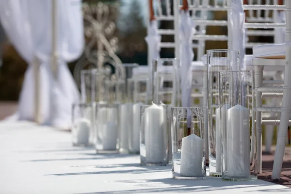 Corredor de casamento para uma cerimônia de casamento ao ar livre — Fotografia de Stock