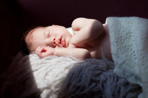 Baby sleeps — Stock Photo, Image